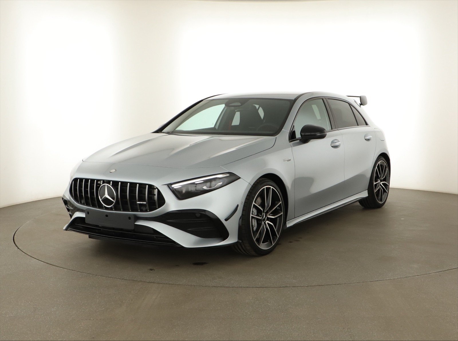 Mercedes-Benz A - 2026
