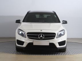 Mercedes-Benz GLA - 2016