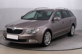 Skoda Superb - 2012