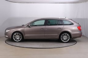 Skoda Superb - 2012