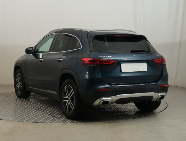 Mercedes-Benz GLA 200 d 4MATIC