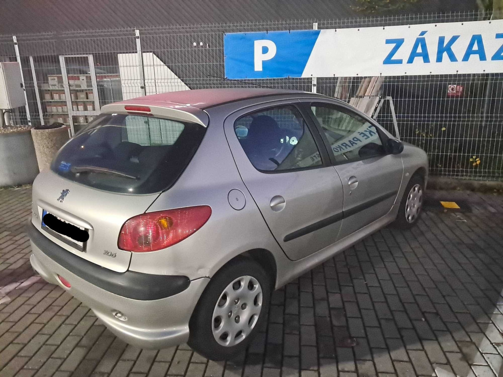 Peugeot 206