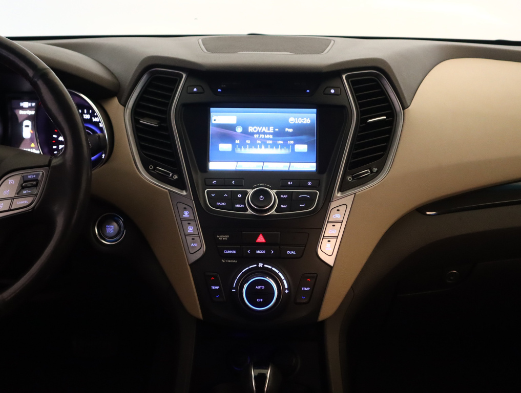 Hyundai Grand Santa Fe