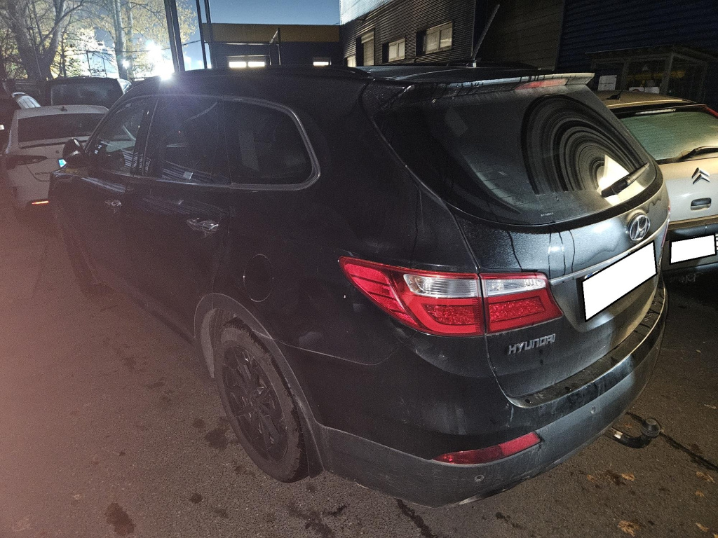 Hyundai Grand Santa Fe