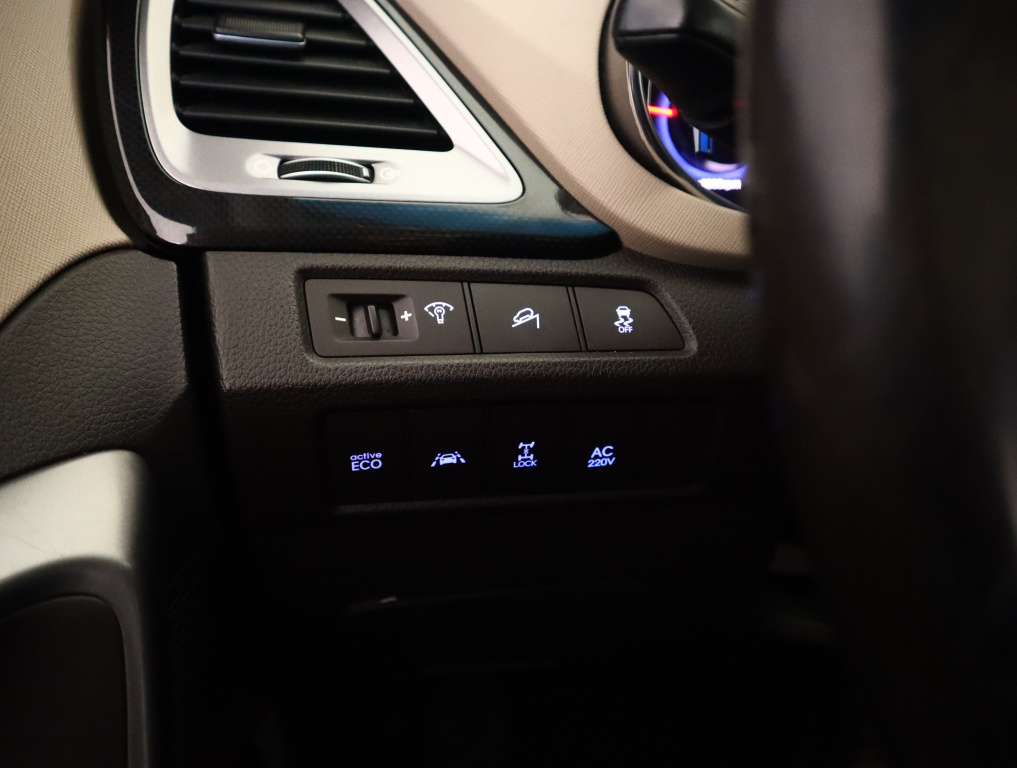 Hyundai Grand Santa Fe