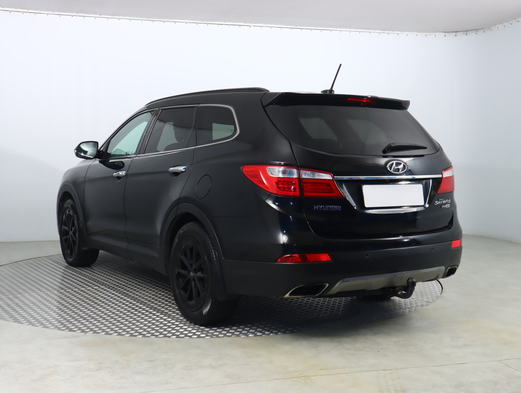 Hyundai Grand Santa Fe