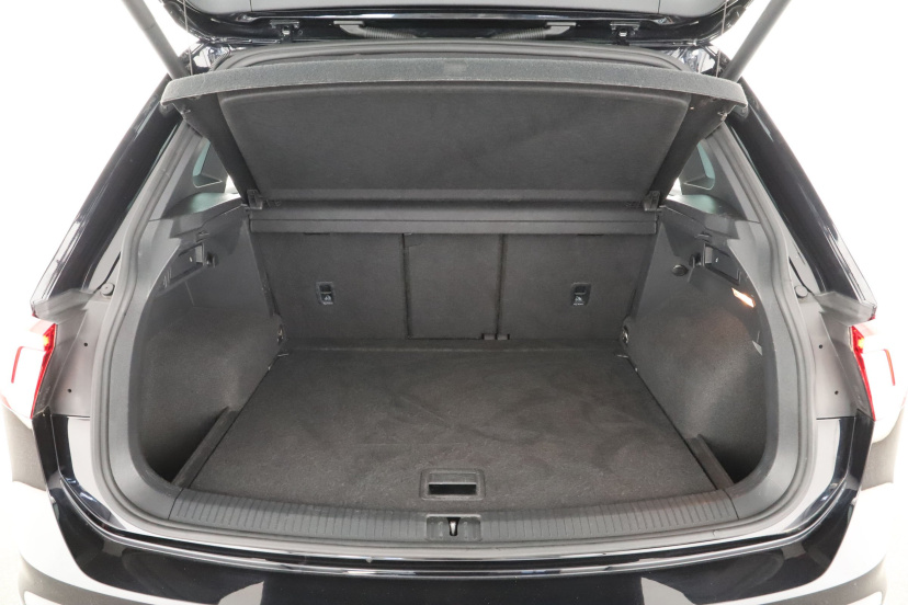 Volkswagen Tiguan, 2021