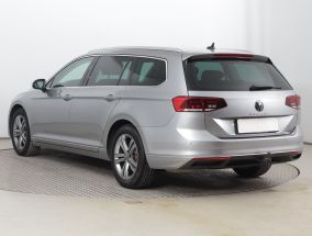 Volkswagen Passat - 2022