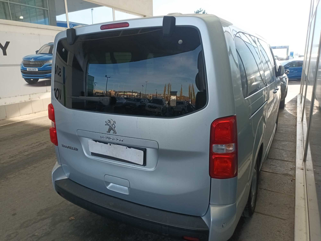 Peugeot Traveller