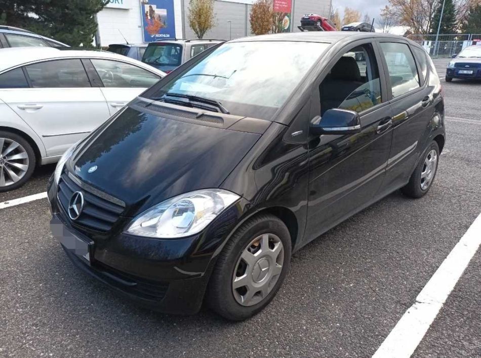 Mercedes-Benz A - 2011