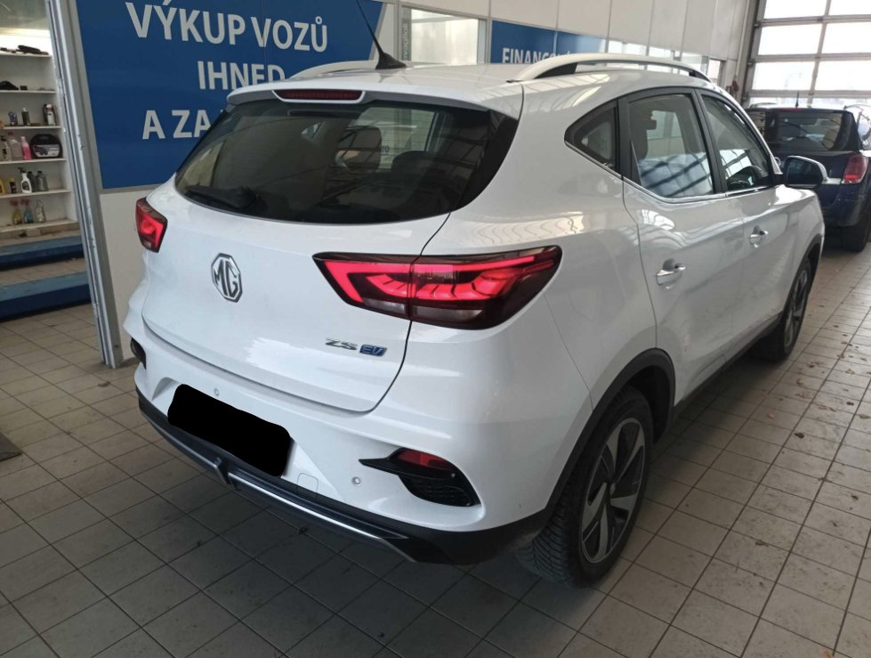 MG ZS SUV