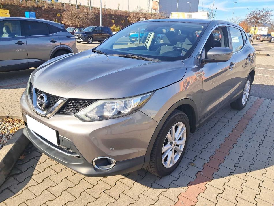 Nissan Qashqai - 2015