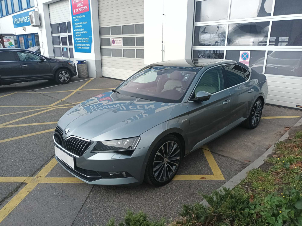 Škoda Superb
