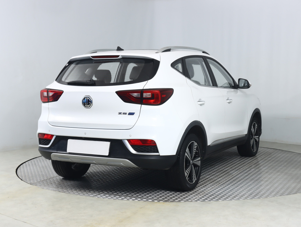 MG ZS SUV