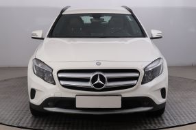 Mercedes-Benz GLA - 2014