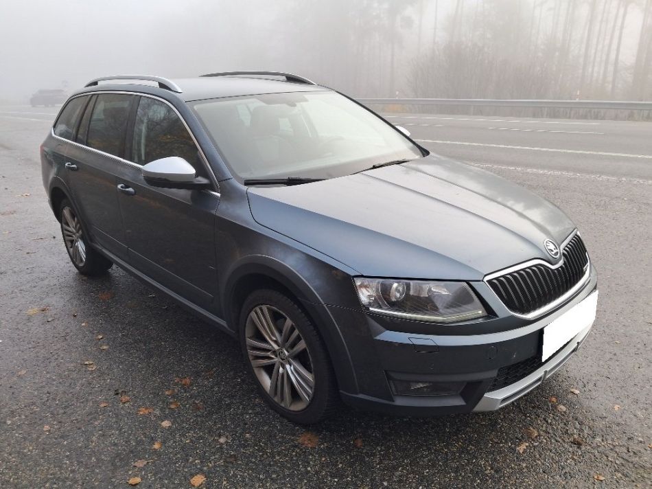 Skoda Octavia Scout - 2016