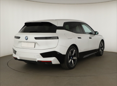 BMW iX - 2022