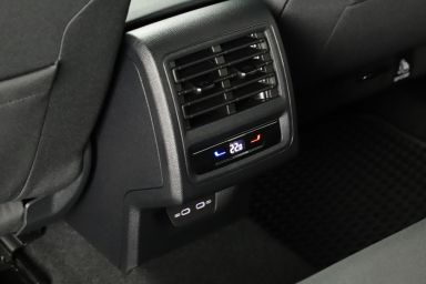 Volkswagen Golf - 2024