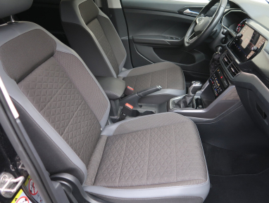 Volkswagen T-Cross - 2022