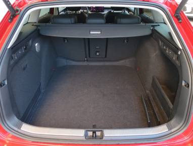 Škoda Superb - 2024