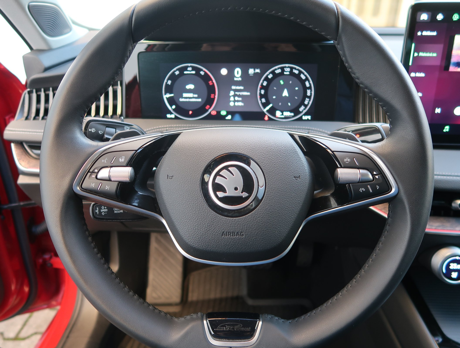 Škoda Superb - 2024