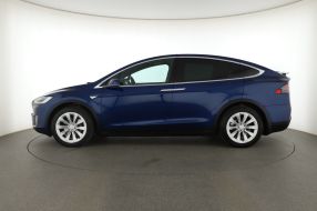 Tesla Model X - 2016