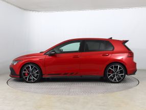 Volkswagen Golf - 2022