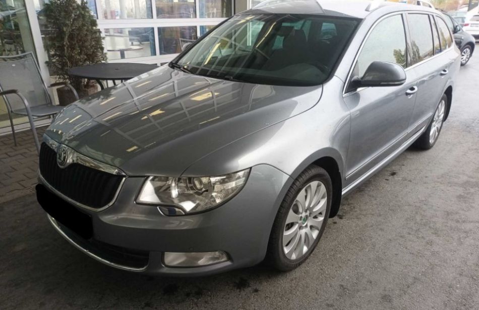 Skoda Superb - 2011