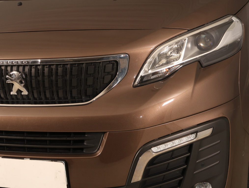 Peugeot Traveller