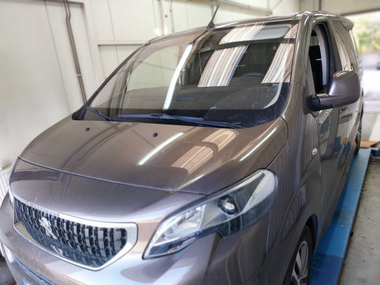 Peugeot Traveller