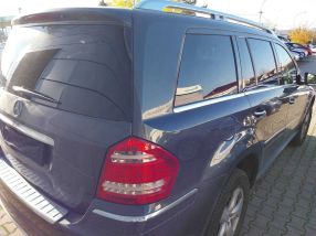 Mercedes-Benz GL - 2011