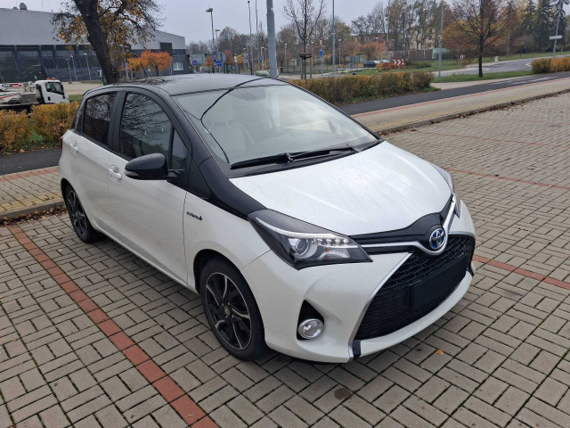 Toyota Yaris 2016