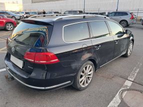 Volkswagen Passat - 2011