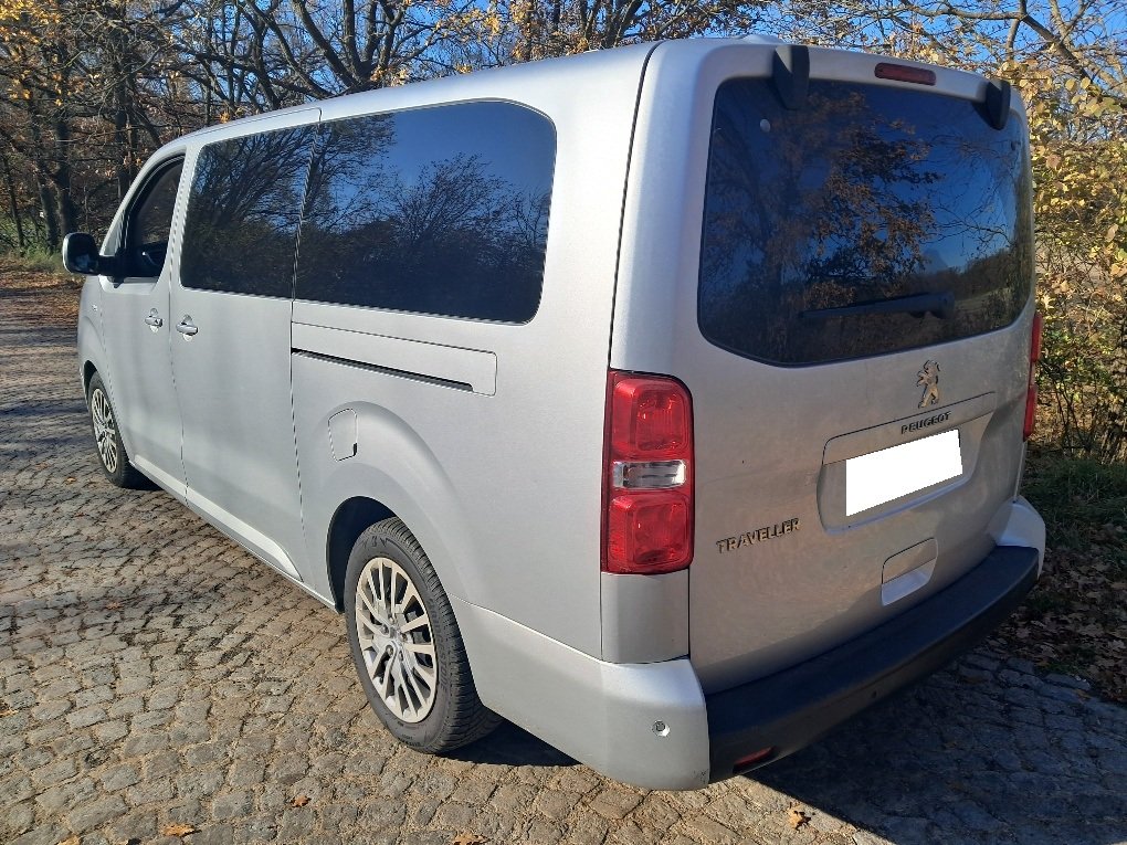 Peugeot Traveller
