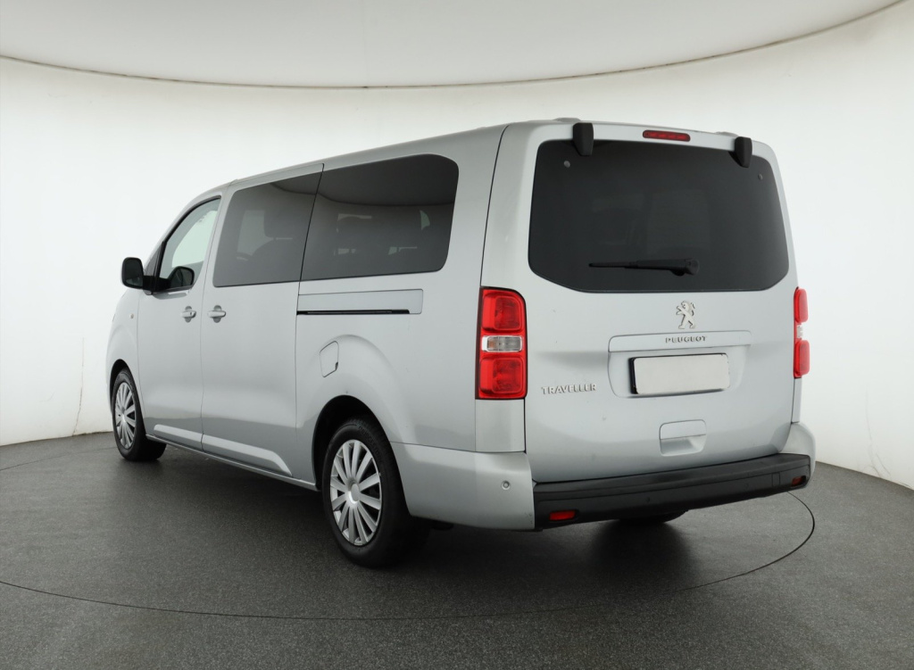 Peugeot Traveller