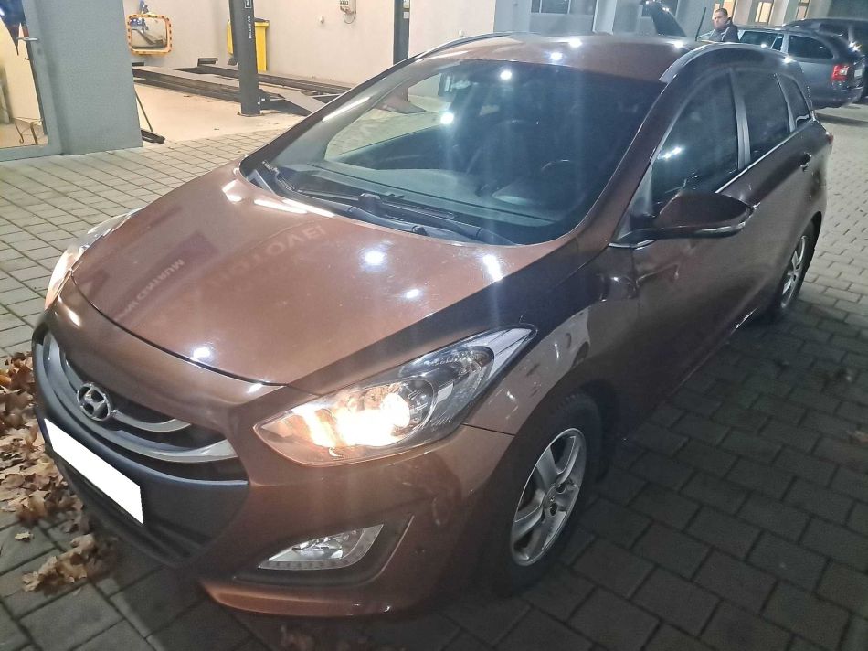 Hyundai i30 - 2012