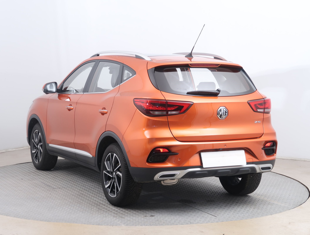 MG ZS SUV