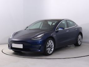 Tesla Model 3 - 2020