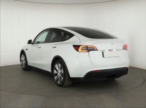 Tesla Model Y - 2023