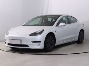 Tesla Model 3 - 2020