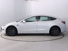 Tesla Model 3 - 2020