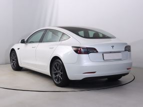 Tesla Model 3 - 2020