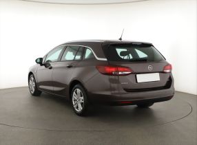 Opel Astra - 2016