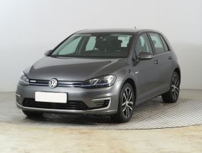 Volkswagen e-Golf - 2020