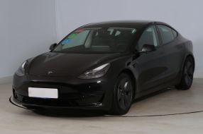 Tesla Model 3 - 2021