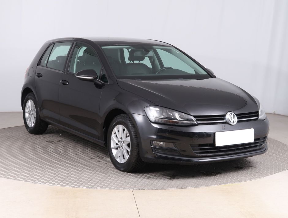 Volkswagen Golf - 2016