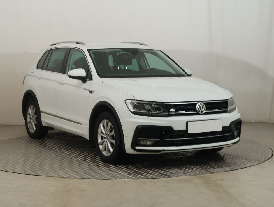 Volkswagen Tiguan - 2019