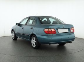 Nissan Almera - 2003
