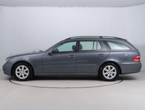 Mercedes-Benz E - 2006
