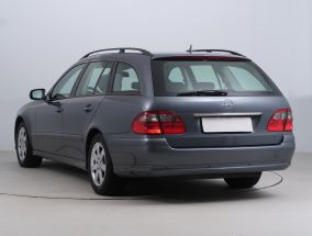 Mercedes-Benz E - 2006